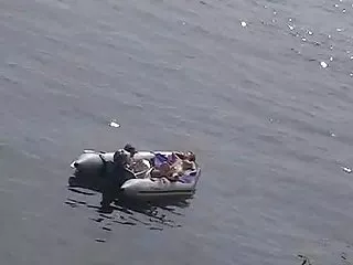 Кристи любит русский бесплатный секс сосать хуй