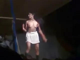 Молодая русское порно секс сука трахается во всех ракурсах